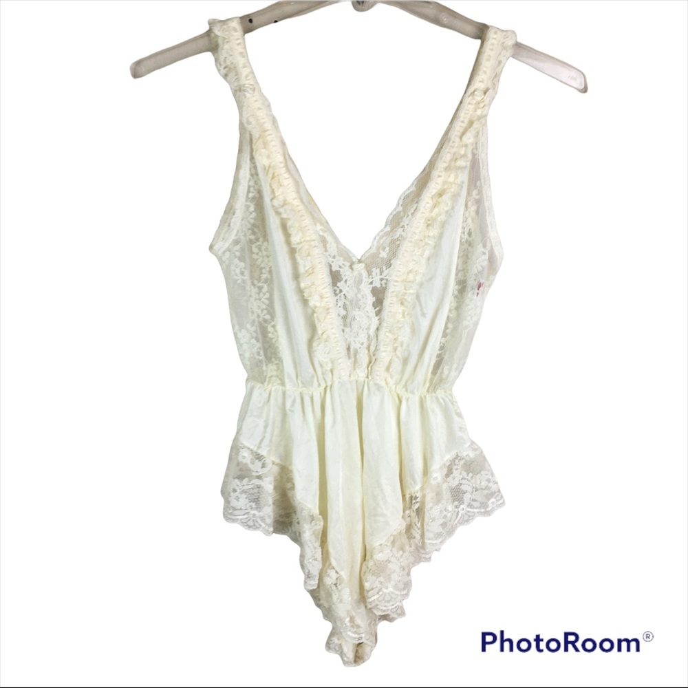 Vintage cream lace semi sheer lingerie teddy bodysuit